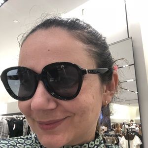 Meet your Posher, Mari